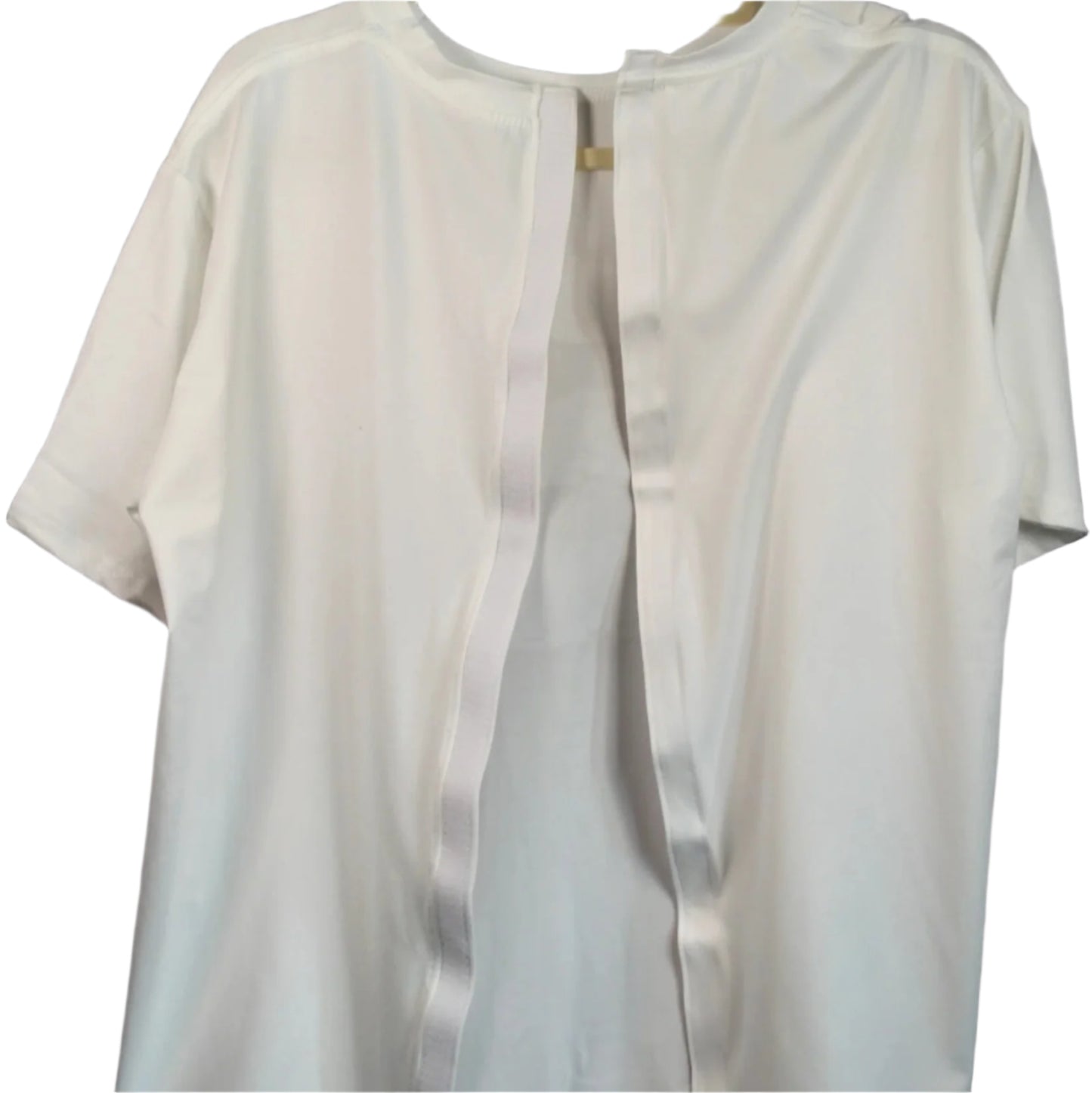 Adaptive T-Shirt With Rear Opening